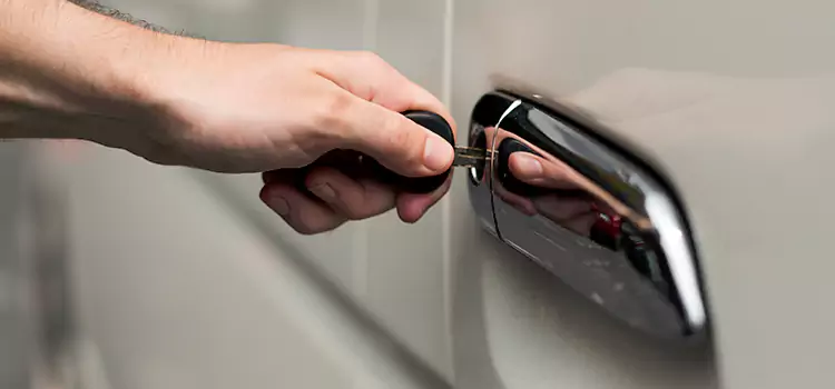 Why Choose Our Auto Locksmith Team in Reedley, CA?